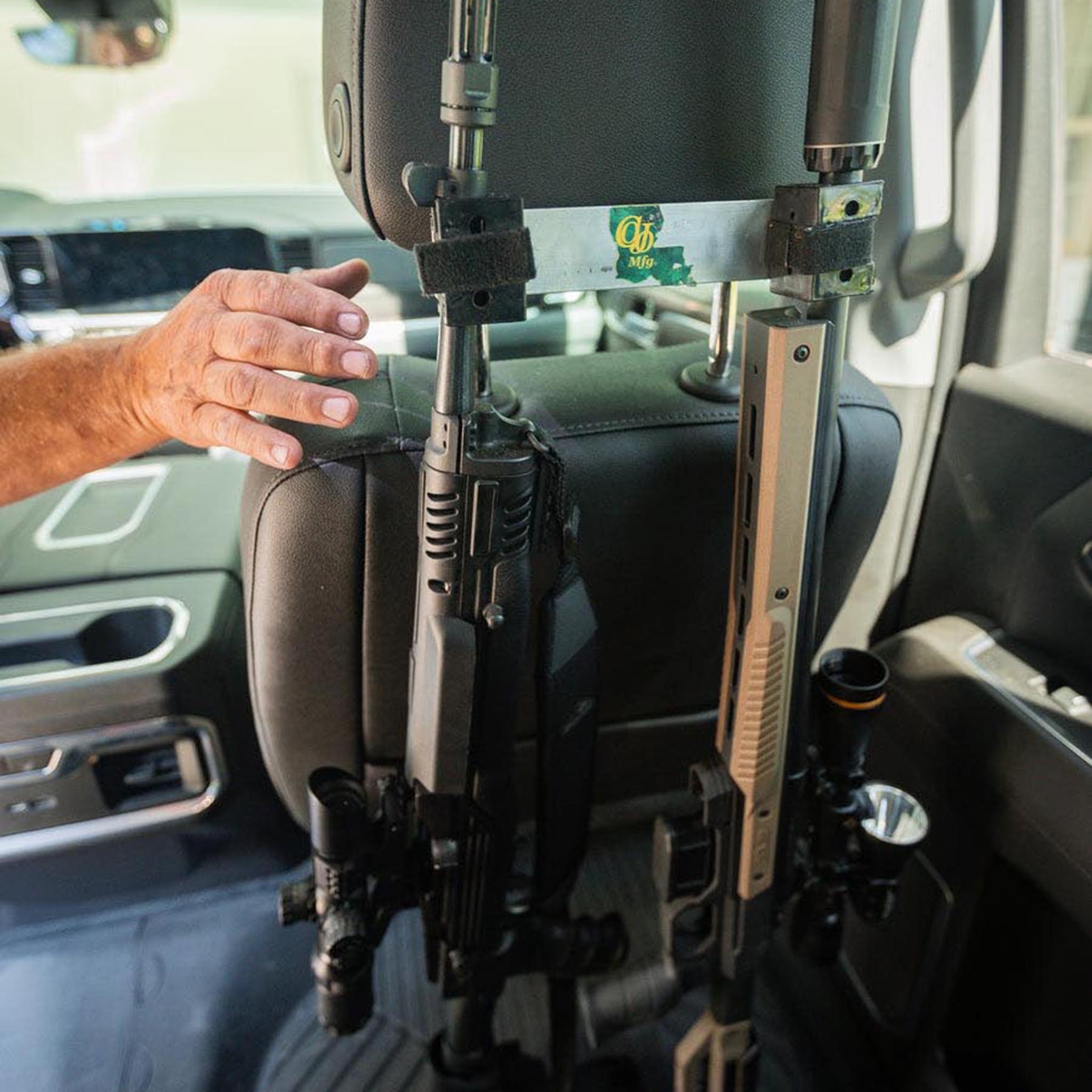 CoJo Vehicle Gun Rack